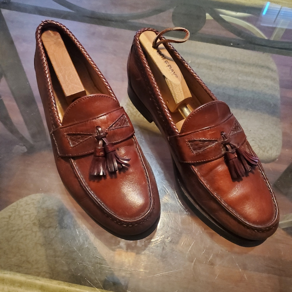 Allen Edmonds Maxfield shoes, size 11 1/2D, rtls for $325.00 Asking $85.00